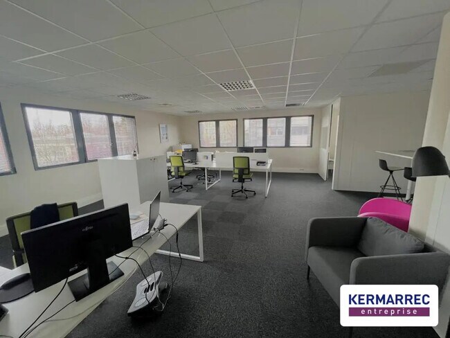 Plus de détails pour Bureau à louer