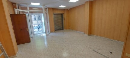Local commercial dans Barcelone, Barcelona à louer Photo intérieure– Image 1 sur 12