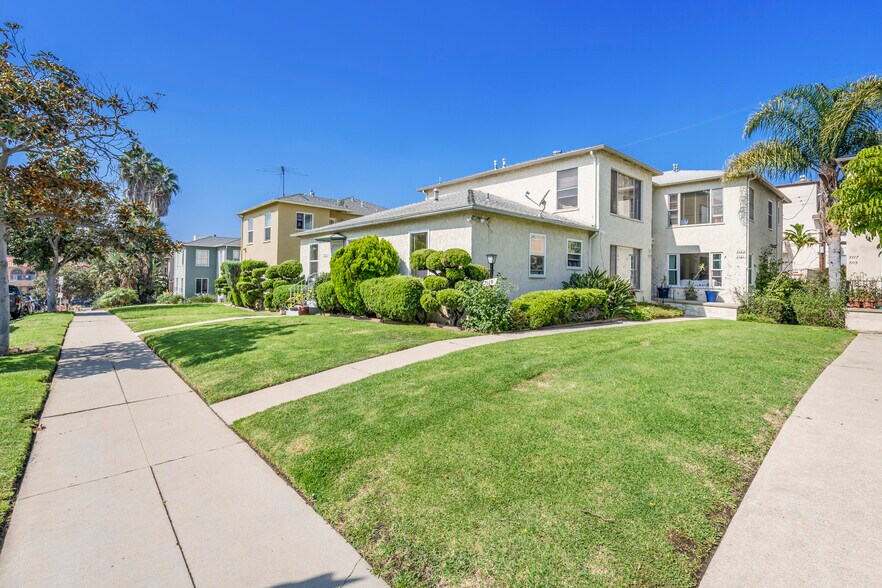 7119 Kittyhawk Ave, Los Angeles, CA à vendre - Photo de l’immeuble – Image 2 sur 15