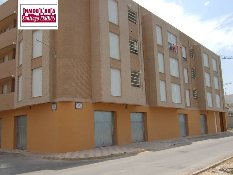 Local commercial dans Almussafes à louer Photo de l’immeuble– Image 1 sur 3