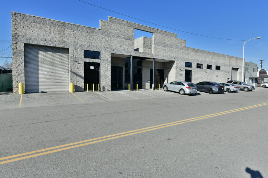 11837-11845 Teale St, Culver City, CA à louer - Photo de l’immeuble – Image 1 sur 4