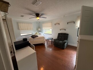 Plus de détails pour 39106 Grays Airport Rd, Lady Lake, FL - Santé à vendre