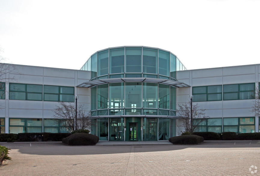 Harrison Clos, Milton Keynes à louer - Photo de l’immeuble – Image 3 sur 5