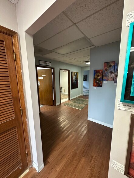 8951-8971 Center St, Manassas, VA à louer - Photo de l’immeuble – Image 3 sur 8