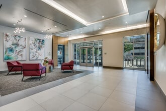 2005 W Park Dr, Irving, TX à louer Photo intérieure– Image 2 sur 4