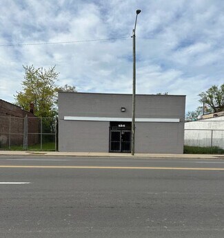 Plus de détails pour 126 W 7 Mile Rd, Detroit, MI - Local commercial à vendre