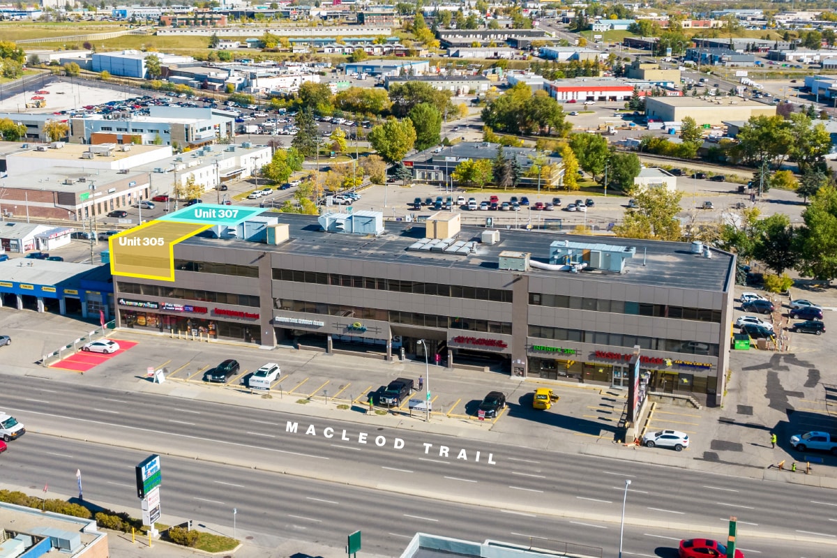 4014 Macleod Trl S, Calgary, AB à louer Photo principale– Image 1 sur 10