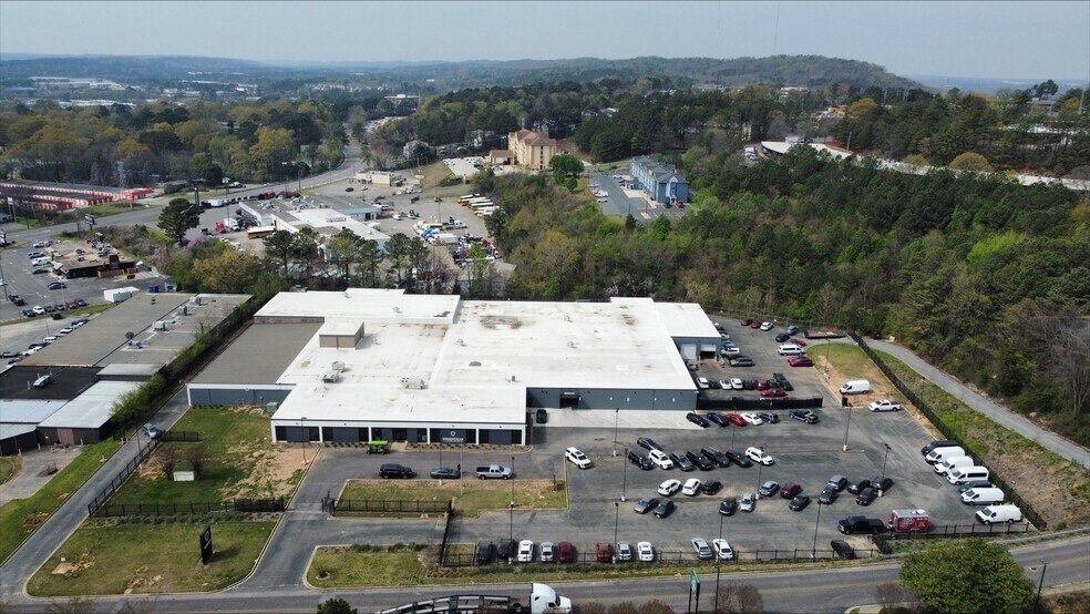190 Vulcan Rd, Birmingham, AL à vendre - Photo de l’immeuble – Image 3 sur 6