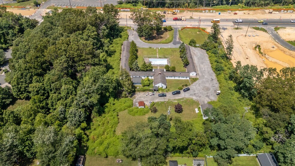 3304 Highway 66, Tinton Falls, NJ à vendre - Photo de l’immeuble – Image 2 sur 23