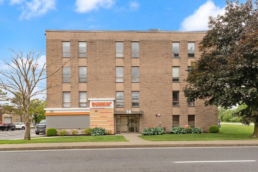 36 Commerce Way, Woburn, MA à louer - Photo de l’immeuble – Image 2 sur 10