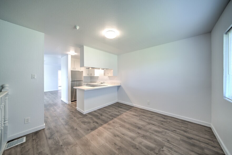 408 Keller St, Petaluma, CA à vendre - Photo intérieure – Image 3 sur 26