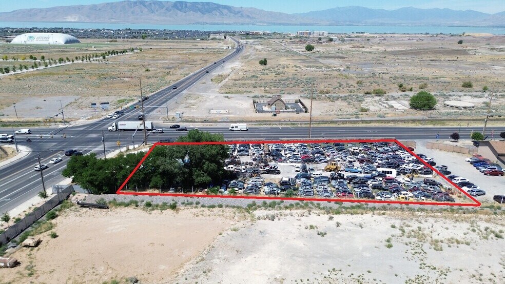 802 N Geneva Rd, Orem, UT à louer - Photo de l’immeuble – Image 3 sur 12
