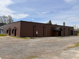 Plus de détails pour 71 South St, West Winfield, NY - Local d'activités à louer