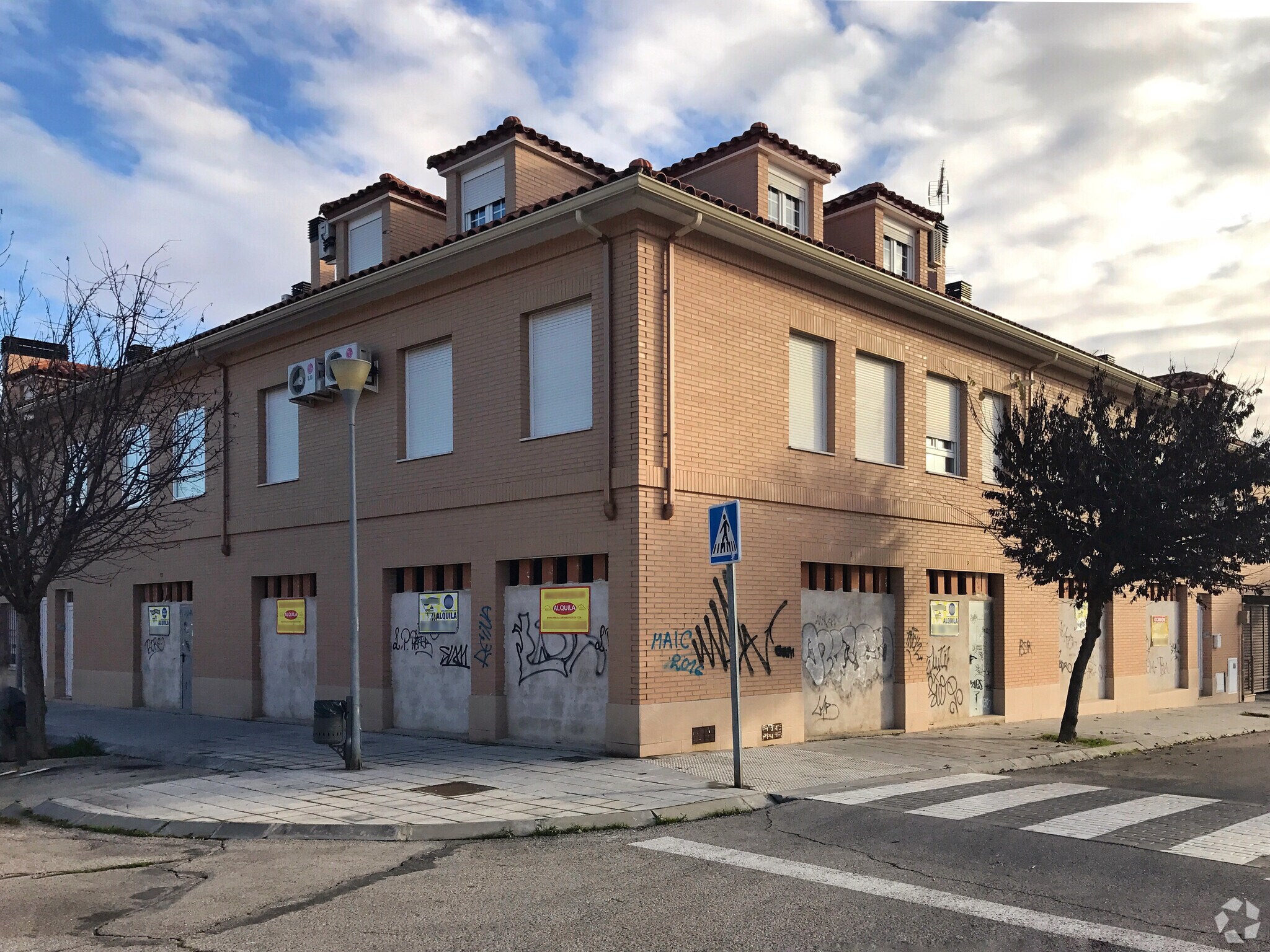 Local commercial dans San Martín de la Vega, Madrid à louer Photo intérieure– Image 1 sur 2