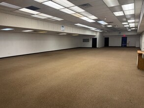 24435 Halsted Rd, Farmington Hills, MI à vendre Photo intérieure– Image 2 sur 3