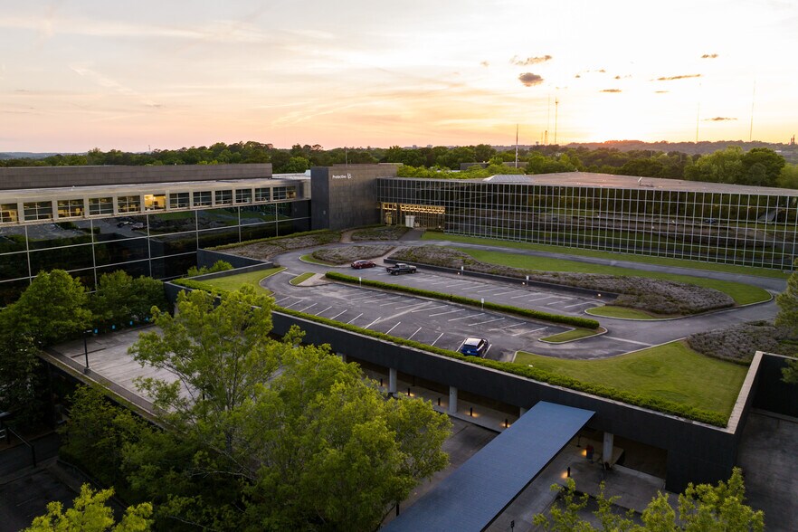 2801 Us-280, Birmingham, AL à louer - Photo de l’immeuble – Image 1 sur 12