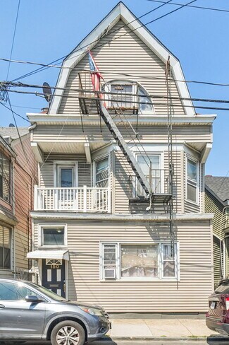 Plus de détails pour 150 Martin St, Paterson, NJ - Logement à vendre