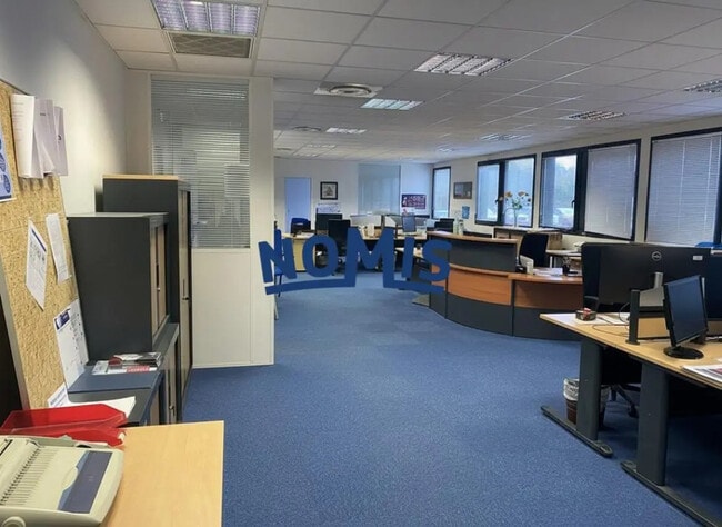 Plus de détails pour Bureau à vendre