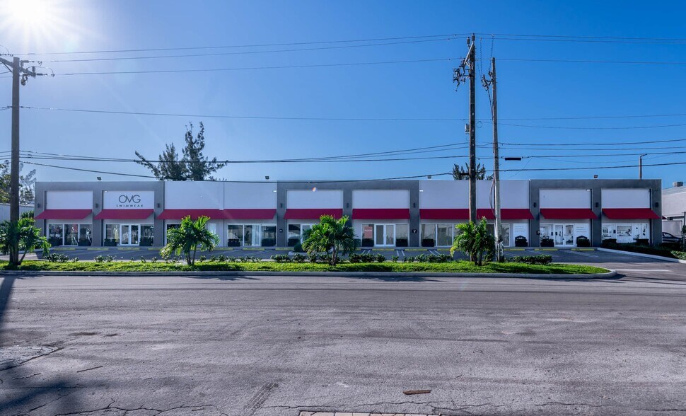 7850 NW 32nd St, Miami, FL à louer - Photo de l’immeuble – Image 3 sur 12