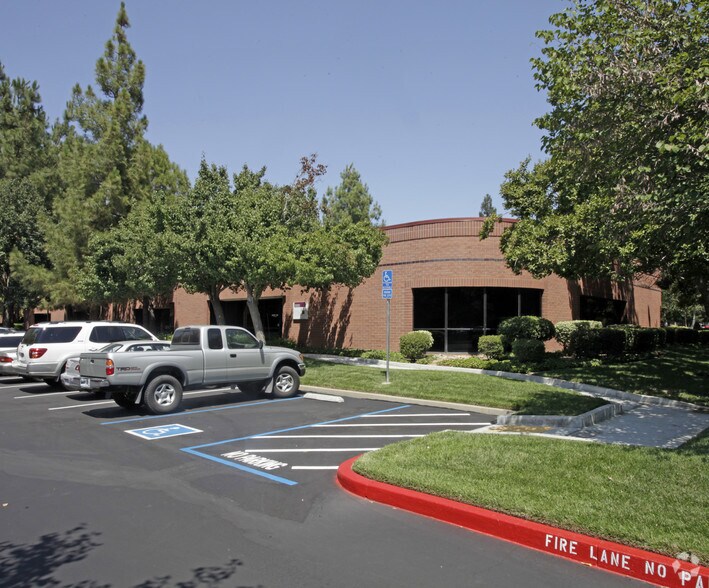 3330 Data Dr, Rancho Cordova, CA à louer - Photo de l’immeuble – Image 2 sur 3