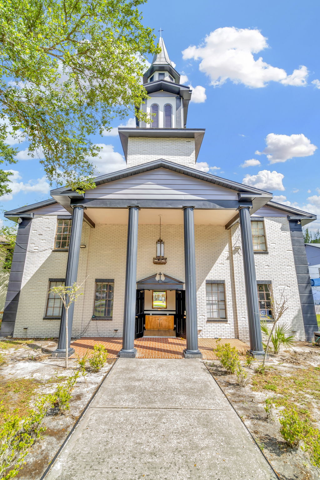 5103 Rome ave, Tampa, FL à vendre Photo principale– Image 1 sur 17