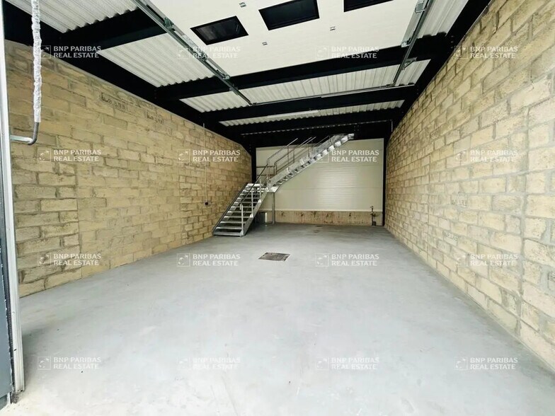 5 Allée Jacques Delors, Gradignan à louer - Photo de l’immeuble – Image 3 sur 15
