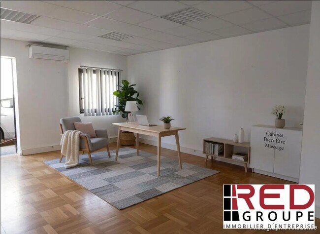 Plus de détails pour Bureau à vendre