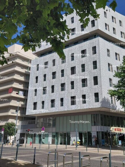40 Avenue Théroigne De Méricourt, Montpellier à louer - Photo de l’immeuble – Image 1 sur 9