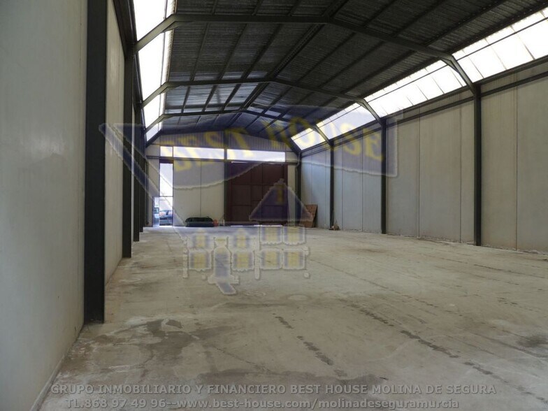 Industriel/Logistique dans Molina de Segura à vendre - Photo de l’immeuble – Image 2 sur 6