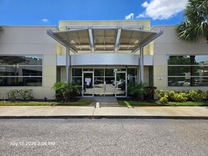 8818 Commodity Cir, Orlando, FL à louer Photo intérieure– Image 1 sur 8