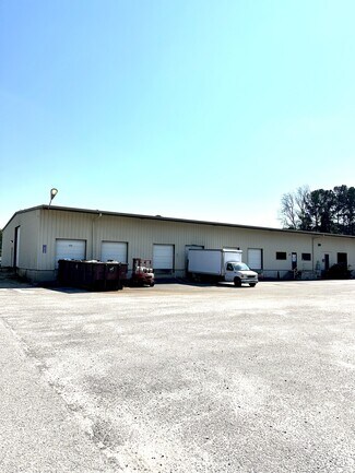 Plus de détails pour 1559 Wilmington Hwy, Fayetteville, NC - Industriel/Logistique à louer