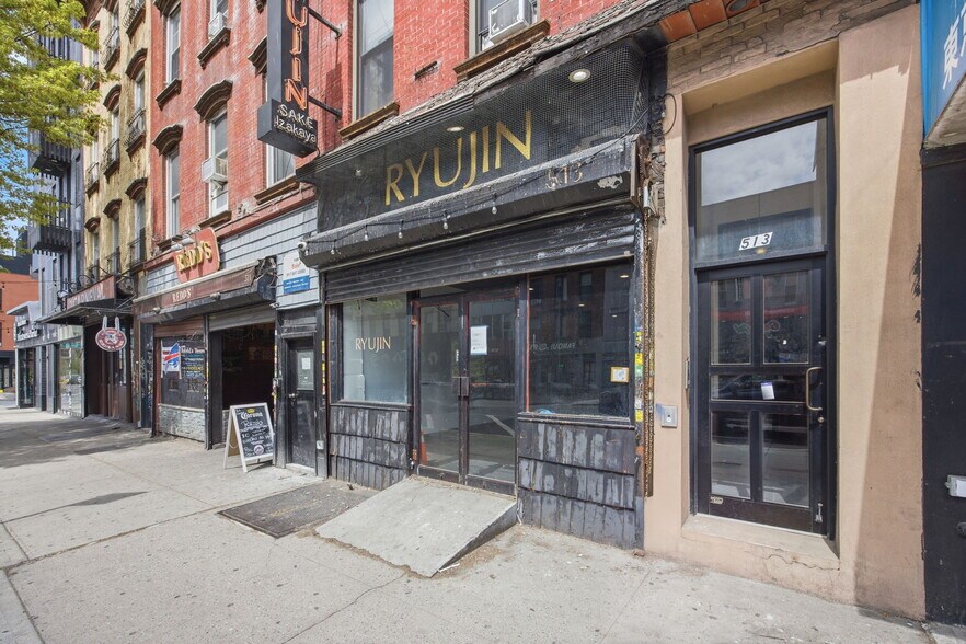 513 Grand St, Brooklyn, NY à vendre - Photo de l’immeuble – Image 3 sur 39