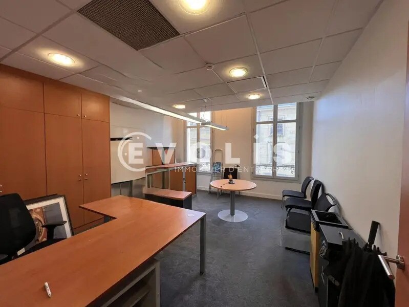Bureau dans Bordeaux à louer Photo intérieure– Image 1 sur 9