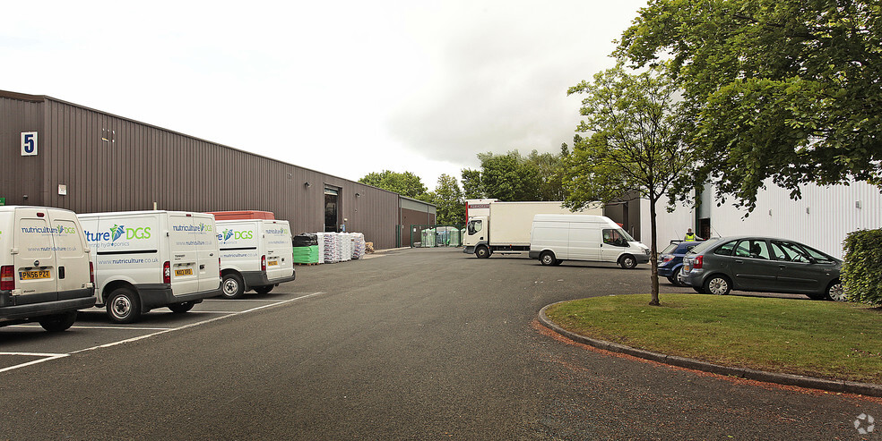 3-5 Paddock Rd, Skelmersdale à louer - Photo de l’immeuble – Image 3 sur 15