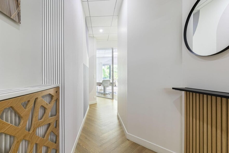 29 Rue Jasmin, Paris à louer - Photo de l’immeuble – Image 2 sur 9