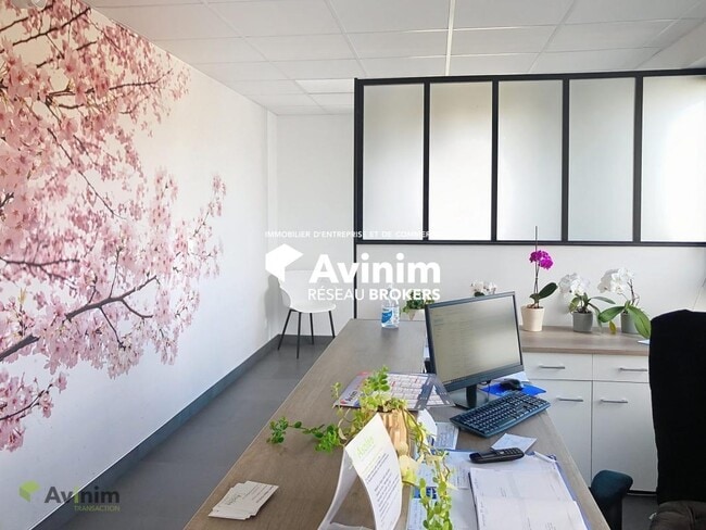 Plus de détails pour Bureau/Médical à louer