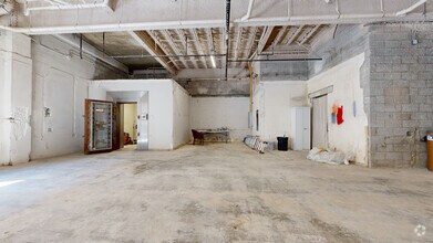 127 N Elizabeth St, Lima, OH à louer Numérisation 3D Matterport– Image 1 sur 5