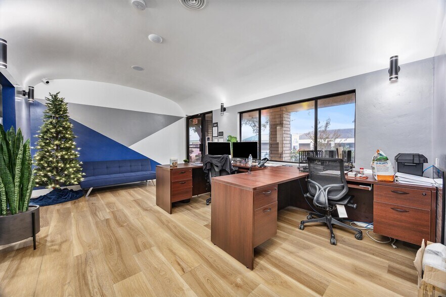 9831 Rosedale Hwy, Bakersfield, CA à vendre - Photo de l’immeuble – Image 2 sur 42