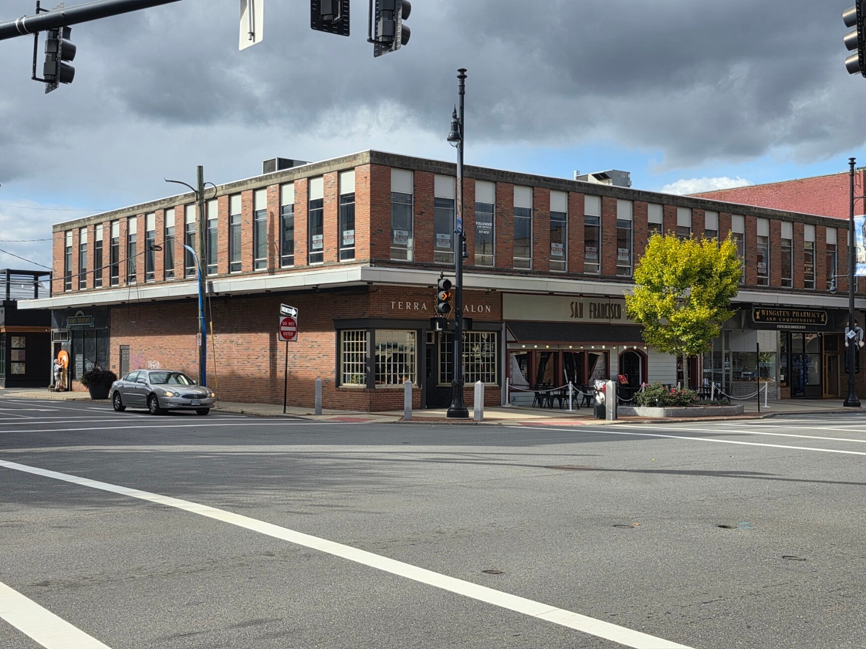 127-137 Main St, Nashua, NH à louer Photo de l’immeuble– Image 1 sur 5