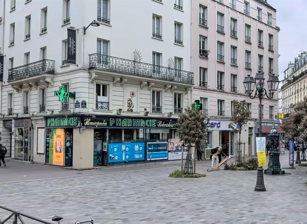 Local commercial dans Paris à louer Photo de l’immeuble– Image 1 sur 5