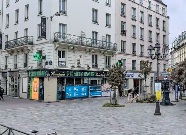 Plus de détails pour Local commercial à louer