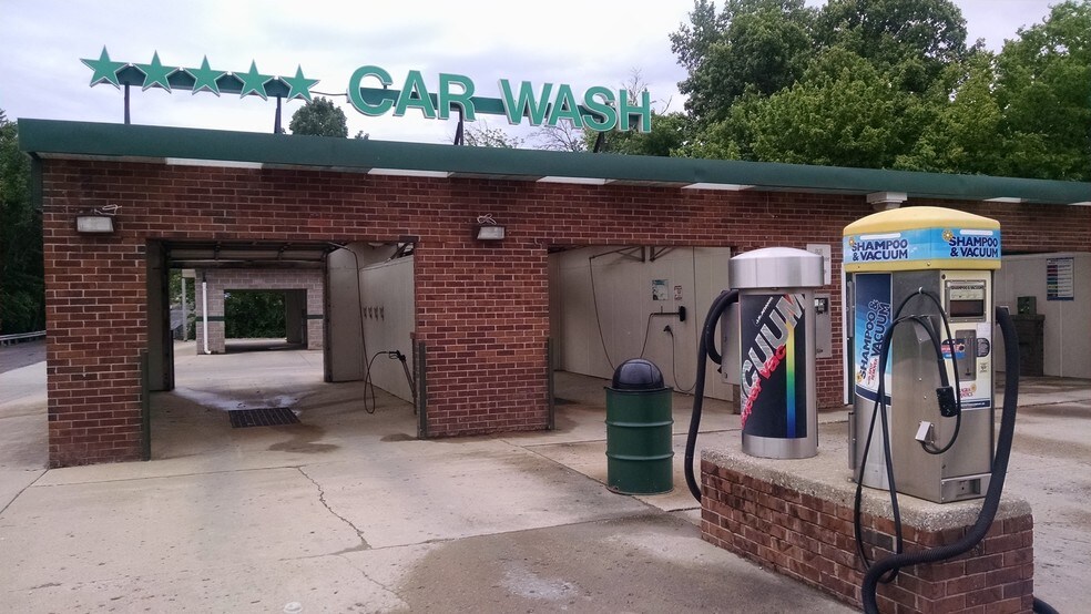 134 Wood Crest Dr, Highland, IL à vendre - Photo de l’immeuble – Image 3 sur 15