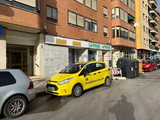 Plus de détails pour Local commercial à louer