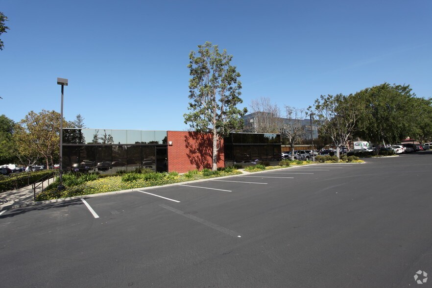 6555 Telephone Rd, Ventura, CA à louer - Photo principale – Image 1 sur 3