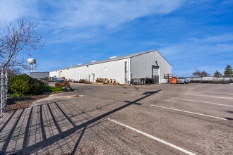 301 Wetmore St, Manteca, CA à louer Photo intérieure– Image 2 sur 8