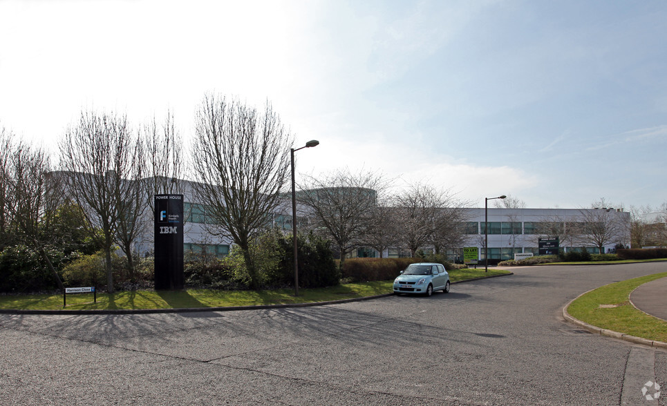 Harrison Clos, Milton Keynes à louer - Photo de l’immeuble – Image 2 sur 5