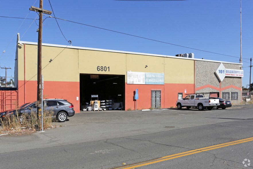 6801 Elvas Ave, Sacramento, CA à louer - Photo de l’immeuble – Image 3 sur 3
