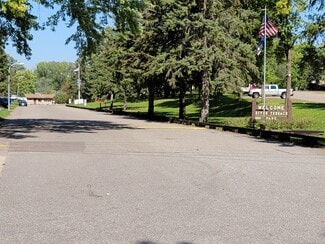 Plus de détails pour 1323 W River St, Monticello, MN - Logement à vendre
