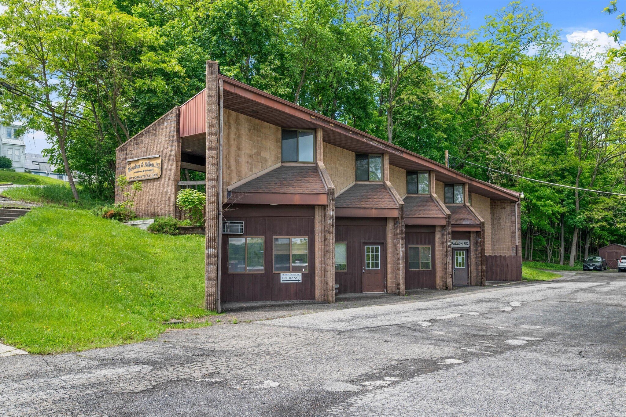 90 Scofield St, Walden, NY à vendre Photo principale– Image 1 sur 8