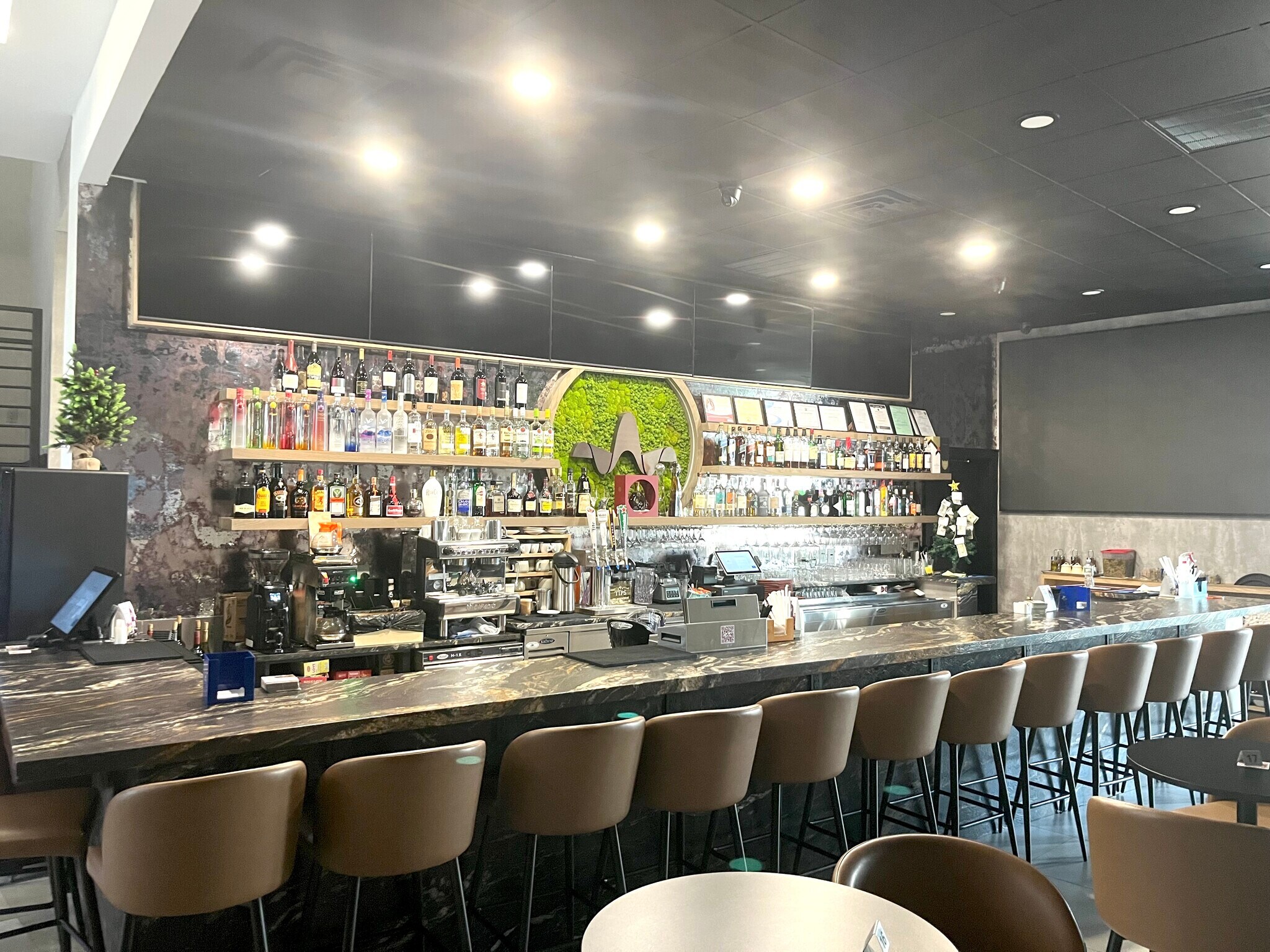 293 Wilson Ave, Newark, NJ à louer Photo principale– Image 1 sur 8